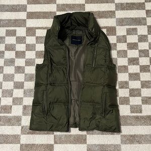 American Eagle vest green size small